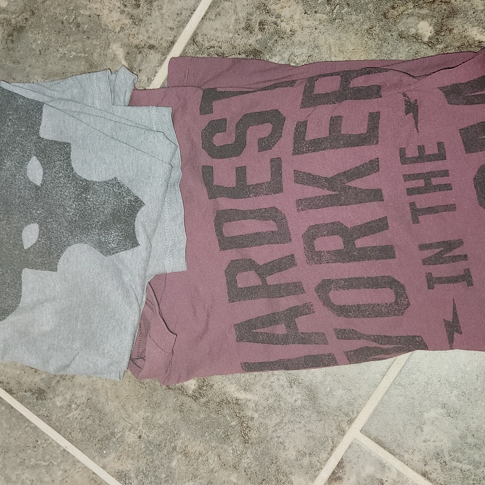 Under Armour Mens Tees - Maroon, Gray The Rock Collection